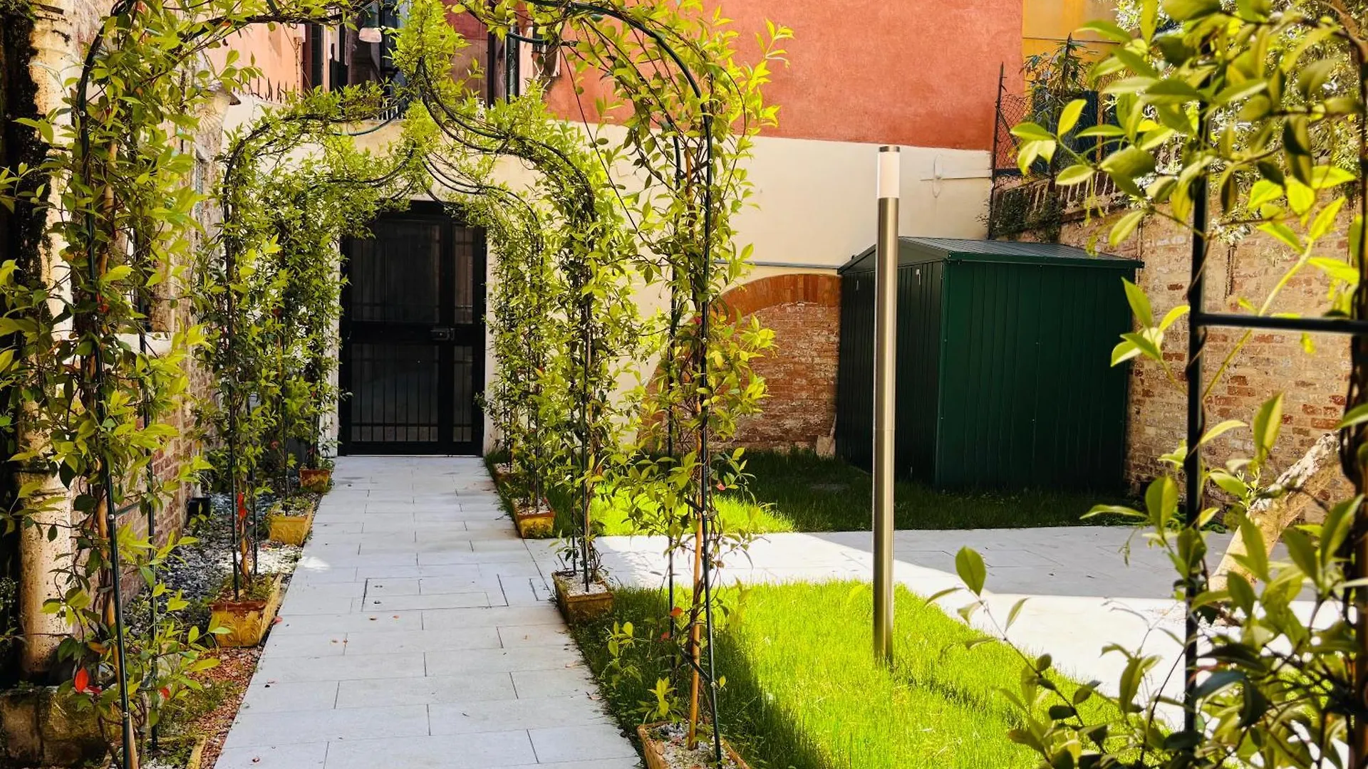 Aparthotel Qn Apartments Venice